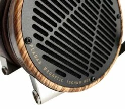 Audeze LCD-3 Planar Magnetic Headphone 10 Audeze LCD-3 Planar Magnetic Headphone -Audio Headphone Store audeze lcd 3 close up 2 60131.1619532229